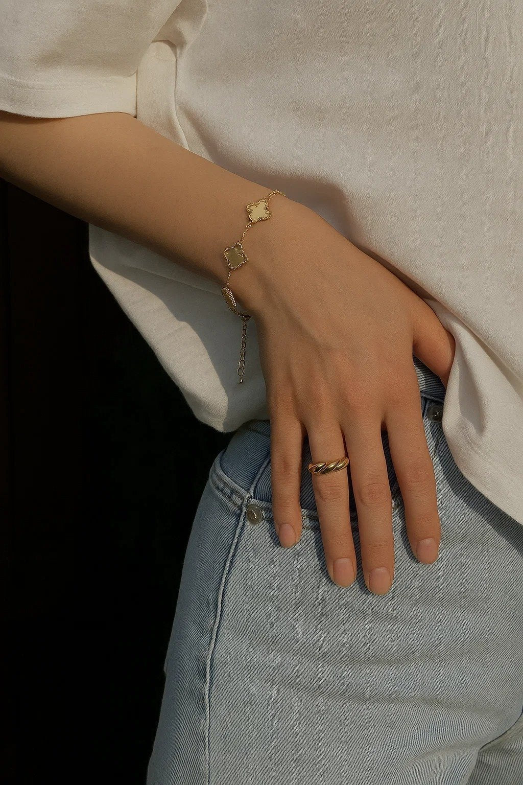 Petite Clover Station Bracelet
