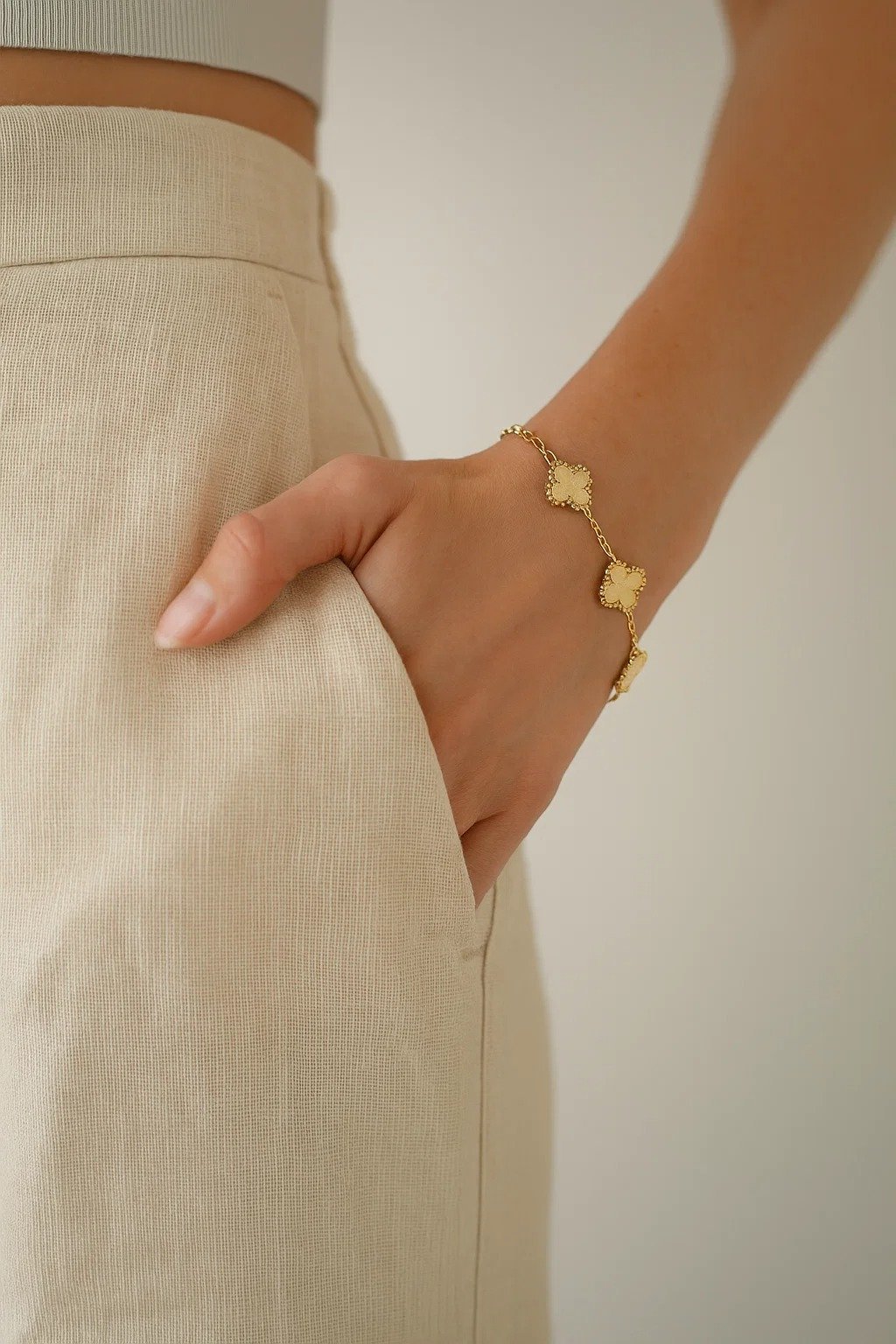 Ivory Clover Link Bracelet